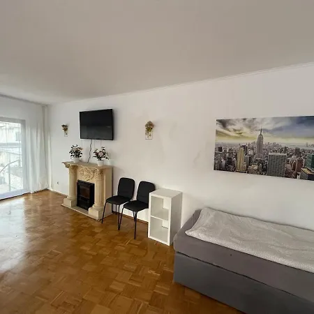 In Poll P02 كولونيا