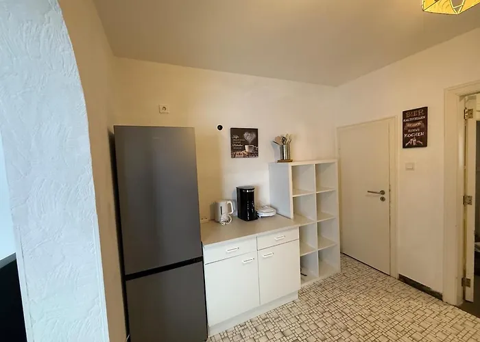 In Poll P02 * Colónia